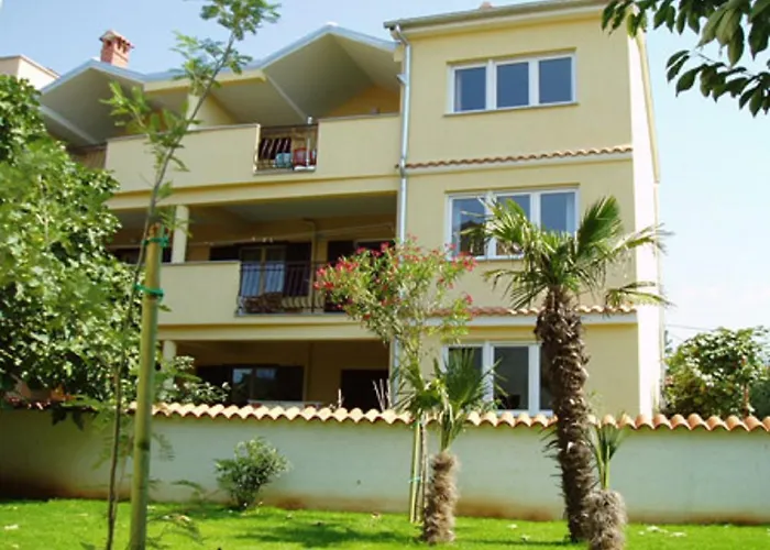 Apartments Nina