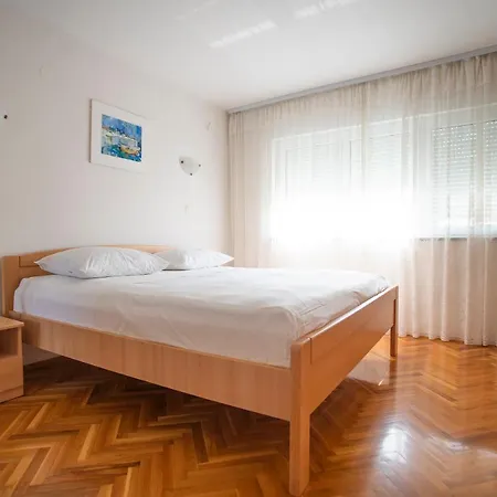 Apartments Nina Rovinj Exterior photo