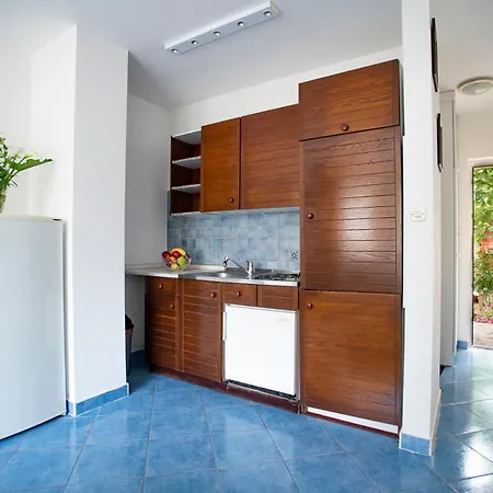 Apartments Nina Rovinj Exterior photo